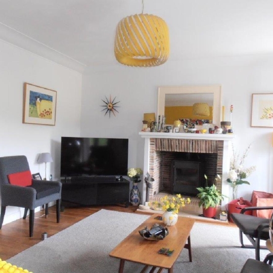  AGENCE TIC RUFFEC : Maison / Villa | CHARROUX (86250) | 129 m2 | 186 170 € 