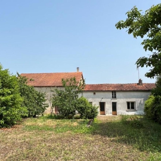  AGENCE TIC RUFFEC : House | RUFFEC (16700) | 162 m2 | 112 900 € 