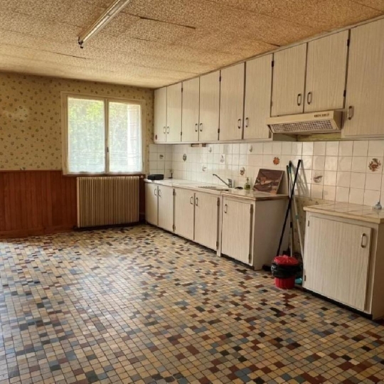  AGENCE TIC RUFFEC : House | RUFFEC (16700) | 162 m2 | 112 900 € 