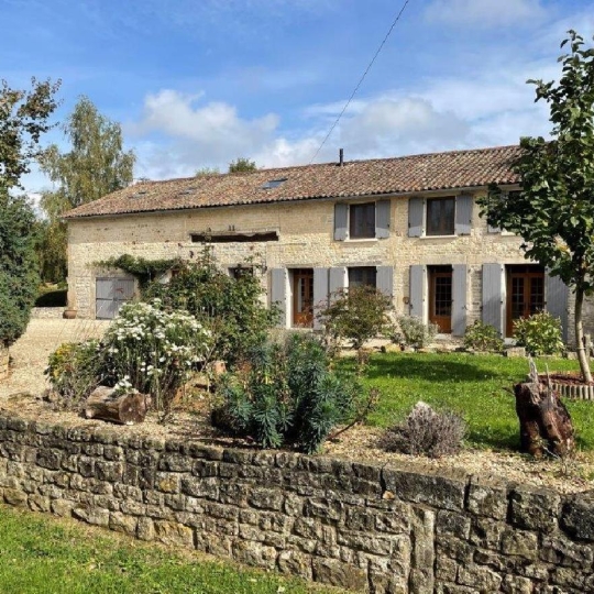 AGENCE TIC RUFFEC : Maison / Villa | SAUZE-VAUSSAIS (79190) | 305.00m2 | 449 950 € 
