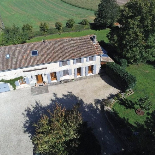  AGENCE TIC RUFFEC : Maison / Villa | SAUZE-VAUSSAIS (79190) | 305 m2 | 449 950 € 