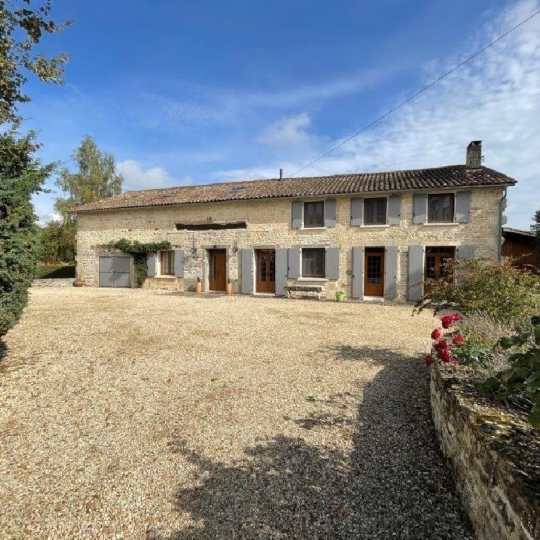  AGENCE TIC RUFFEC : Maison / Villa | SAUZE-VAUSSAIS (79190) | 305 m2 | 449 950 € 