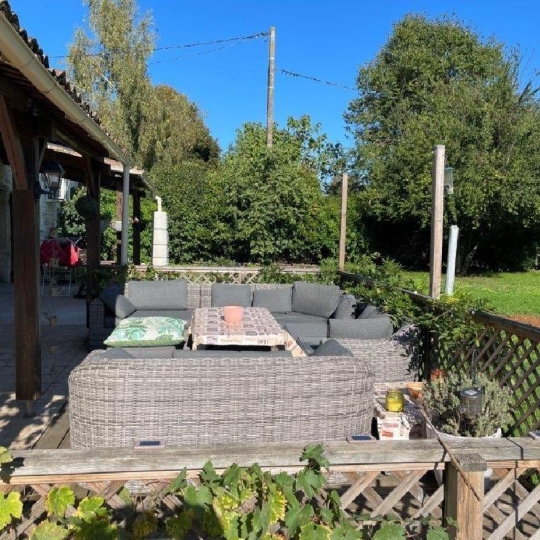  AGENCE TIC RUFFEC : Maison / Villa | SAUZE-VAUSSAIS (79190) | 305 m2 | 449 950 € 