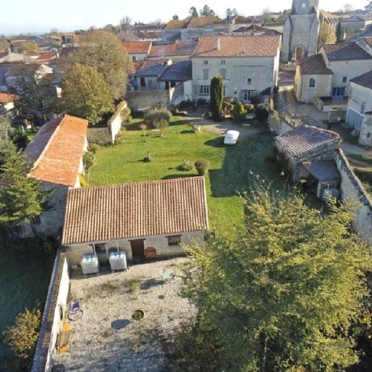  AGENCE TIC RUFFEC : Maison / Villa | AIGRE (16140) | 495 m2 | 399 950 &euro; 