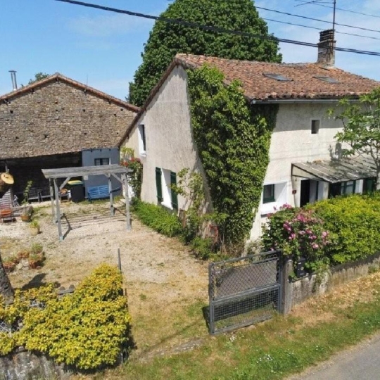 AGENCE TIC RUFFEC : Maison / Villa | NANTEUIL-EN-VALLEE (16700) | 78.00m2 | 65 000 € 