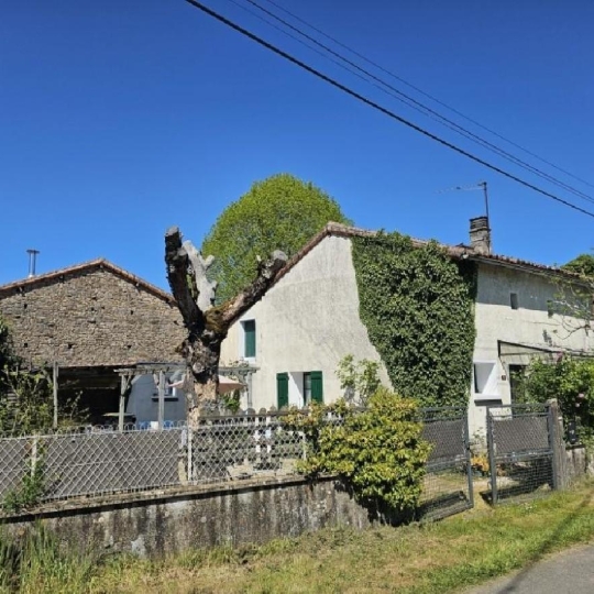  AGENCE TIC RUFFEC : Maison / Villa | NANTEUIL-EN-VALLEE (16700) | 78 m2 | 65 000 &euro; 