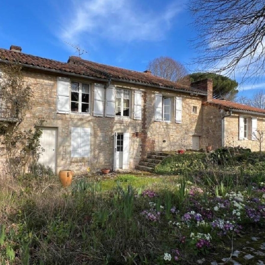AGENCE TIC RUFFEC : Maison / Villa | RUFFEC (16700) | 207.00m2 | 234 000 € 