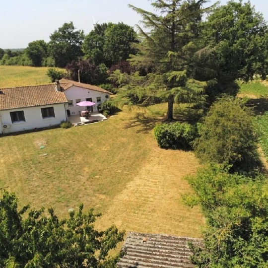  AGENCE TIC RUFFEC : Maison / Villa | CHARROUX (86250) | 80 m2 | 123 650 &euro; 