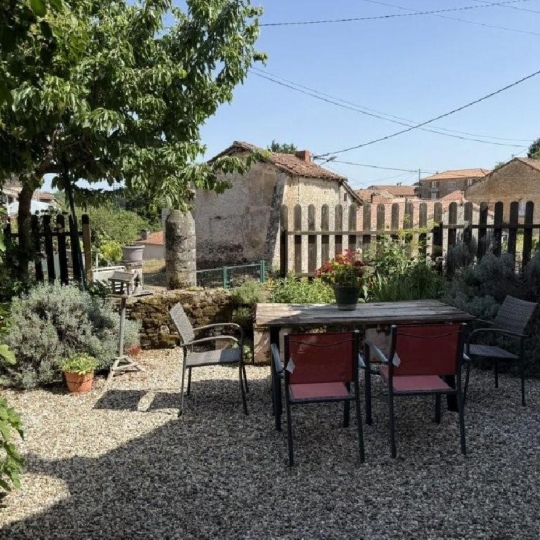  AGENCE TIC RUFFEC : Maison / Villa | NANTEUIL-EN-VALLEE (16700) | 100 m2 | 145 000 &euro; 