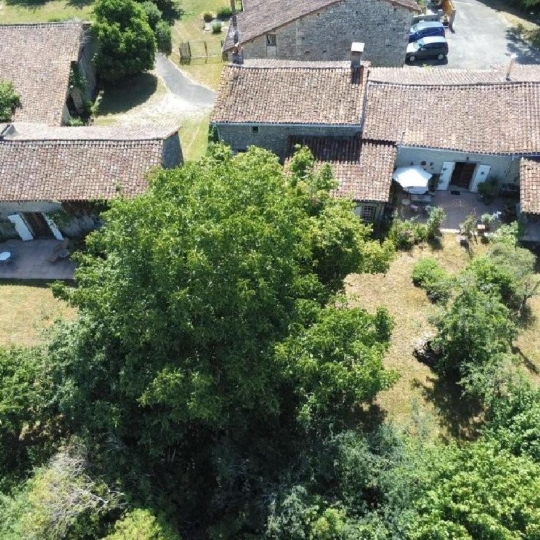  AGENCE TIC RUFFEC : Maison / Villa | CHAMPAGNE-MOUTON (16350) | 302 m2 | 265 950 &euro; 