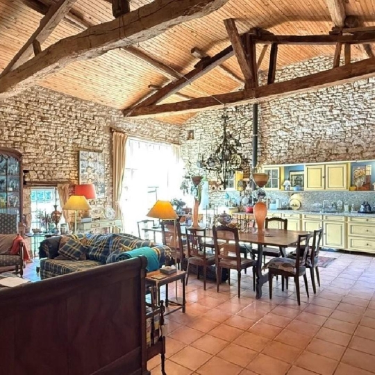  AGENCE TIC RUFFEC : Maison / Villa | CHAMPAGNE-MOUTON (16350) | 302 m2 | 265 950 &euro; 