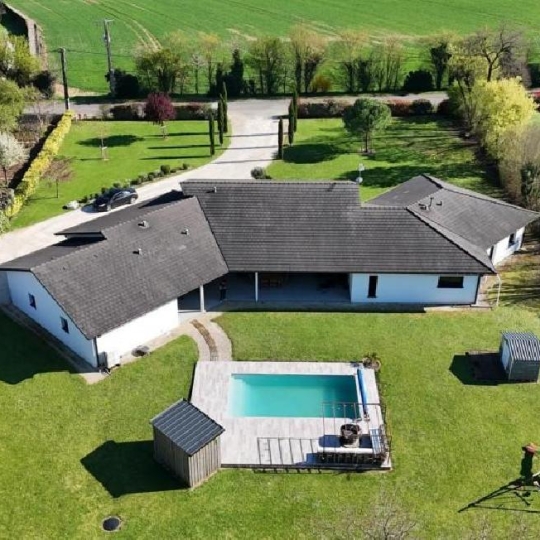  AGENCE TIC RUFFEC : Maison / Villa | RUFFEC (16700) | 257 m2 | 399 950 &euro; 