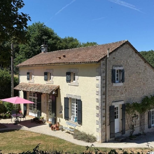  AGENCE TIC RUFFEC : Maison / Villa | CIVRAY (86400) | 152 m2 | 223 000 &euro; 