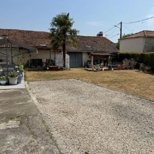  AGENCE TIC RUFFEC : Maison / Villa | CHEF-BOUTONNE (79110) | 162 m2 | 175 530 &euro; 