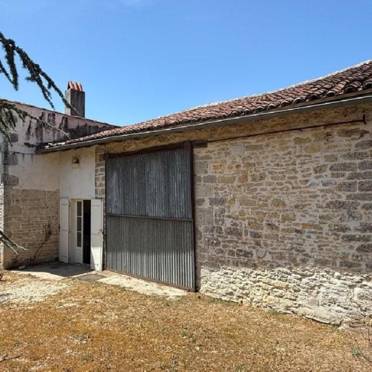  AGENCE TIC RUFFEC : Maison / Villa | VERTEUIL-SUR-CHARENTE (16510) | 121 m2 | 99 950 &euro; 