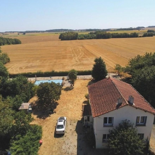  AGENCE TIC RUFFEC : Maison / Villa | VILLEFAGNAN (16240) | 121 m2 | 134 400 &euro; 
