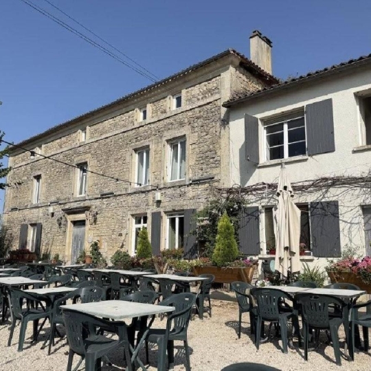  AGENCE TIC RUFFEC : Maison / Villa | RUFFEC (16700) | 342 m2 | 220 000 &euro; 