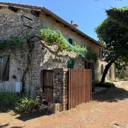  AGENCE TIC RUFFEC : Maison / Villa | CHAMPAGNE-MOUTON (16350) | 136 m2 | 112 900 &euro; 