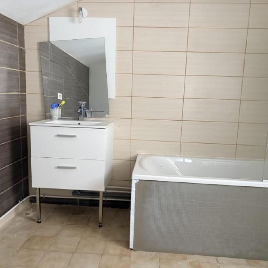  AGENCE TIC RUFFEC : Maison / Villa | NANTEUIL-EN-VALLEE (16700) | 85 m2 | 65 000 &euro; 