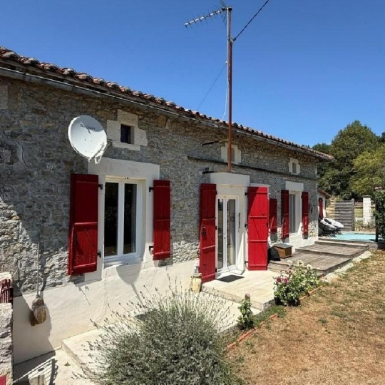 AGENCE TIC RUFFEC : Maison / Villa | CHAMPAGNE-MOUTON (16350) | 64.00m2 | 80 645 € 