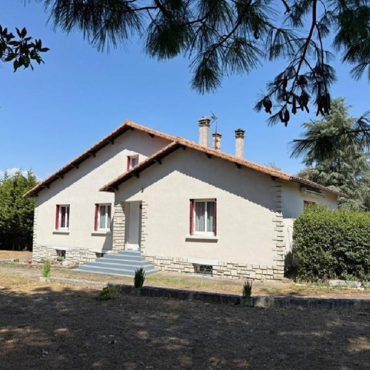  AGENCE TIC RUFFEC : Maison / Villa | VERTEUIL-SUR-CHARENTE (16510) | 170 m2 | 210 000 &euro; 