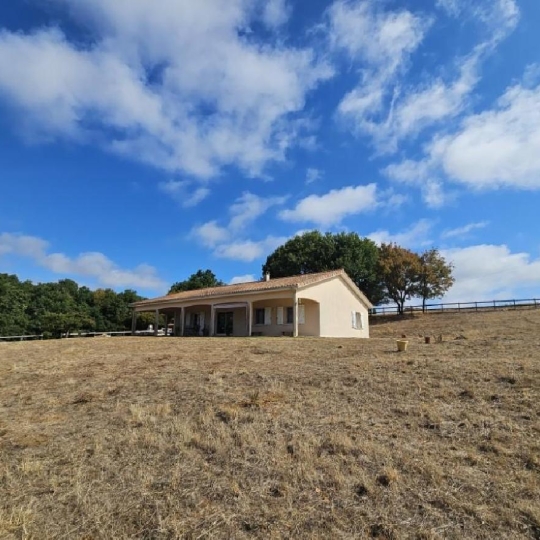 AGENCE TIC RUFFEC : Maison / Villa | NANTEUIL-EN-VALLEE (16700) | 142.00m2 | 265 950 € 