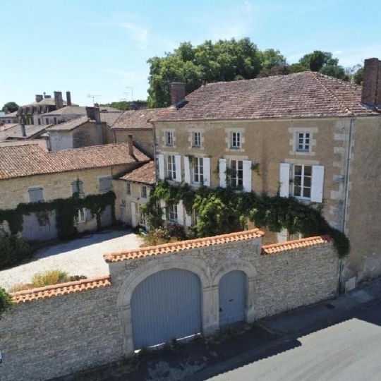  AGENCE TIC RUFFEC : Maison / Villa | CHAMPAGNE-MOUTON (16350) | 320 m2 | 347 360 &euro; 