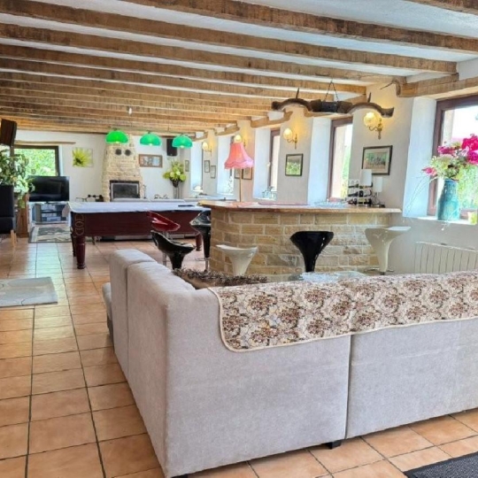  AGENCE TIC RUFFEC : House | CIVRAY (86400) | 240 m2 | 368 400 &euro; 