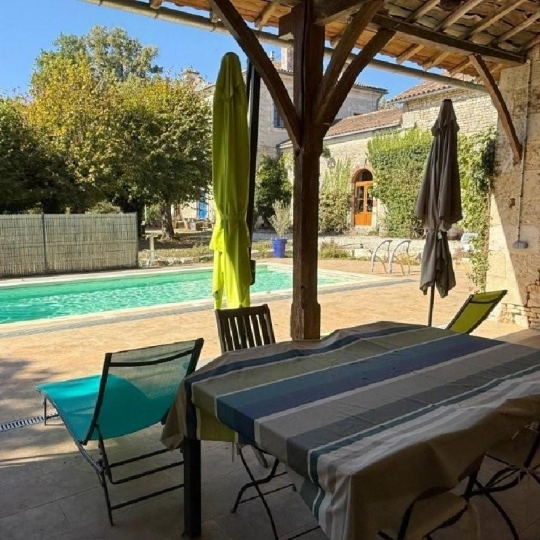  AGENCE TIC RUFFEC : House | RUFFEC (16700) | 338 m2 | 425 000 &euro; 