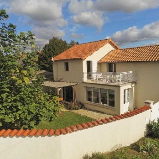 AGENCE TIC RUFFEC : Maison / Villa | VILLEFAGNAN (16240) | 109.00m2 | 149 950 € 