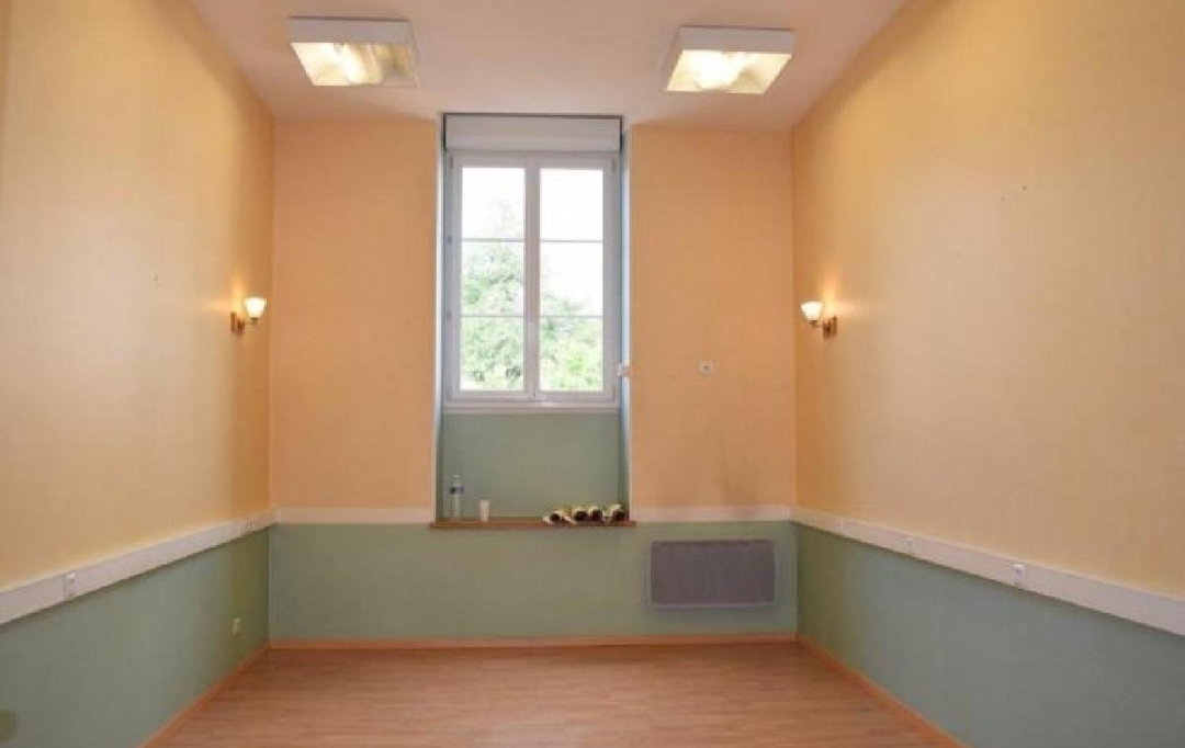 AGENCE TIC RUFFEC : Maison / Villa | RUFFEC (16700) | 88 m2 | 53 000 € 