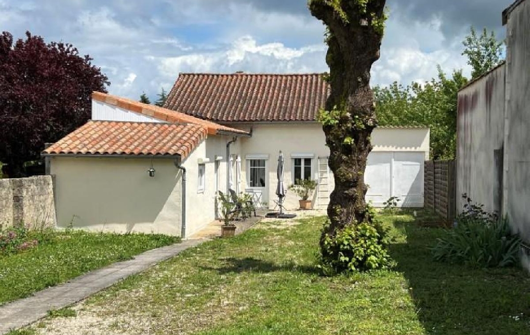 AGENCE TIC RUFFEC : Maison / Villa | RUFFEC (16700) | 83 m2 | 145 000 € 