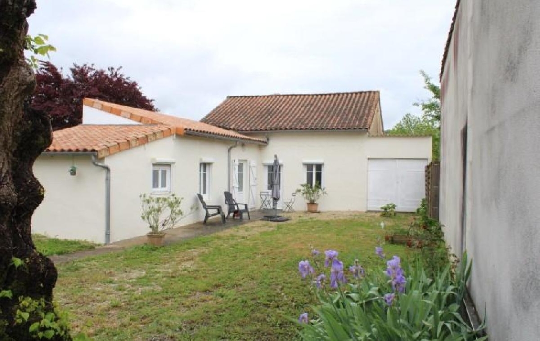 AGENCE TIC RUFFEC : Maison / Villa | RUFFEC (16700) | 83 m2 | 145 000 € 