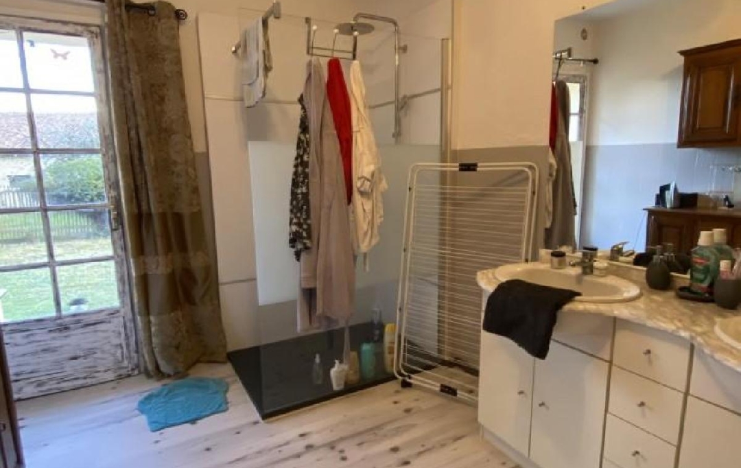 AGENCE TIC RUFFEC : Maison / Villa | NANTEUIL-EN-VALLEE (16700) | 141 m2 | 319 150 € 