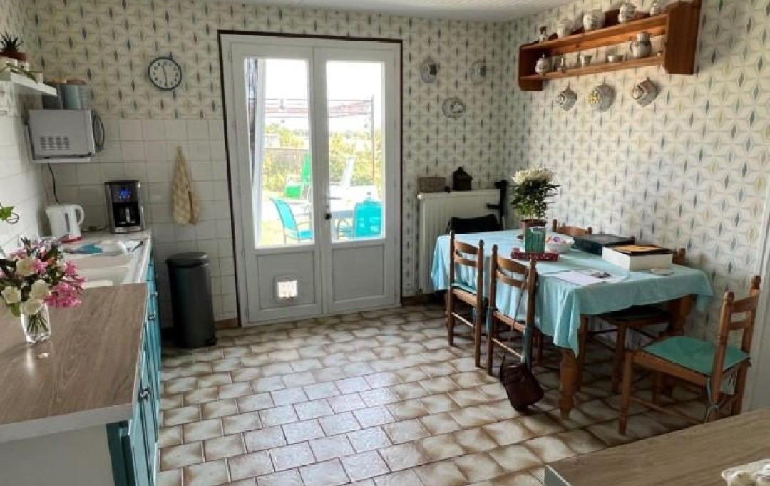 AGENCE TIC RUFFEC : Maison / Villa | RUFFEC (16700) | 155 m2 | 132 975 € 