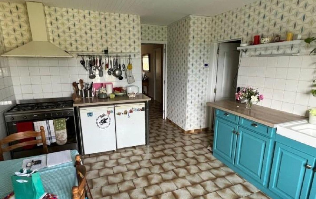 AGENCE TIC RUFFEC : Maison / Villa | RUFFEC (16700) | 155 m2 | 132 975 € 