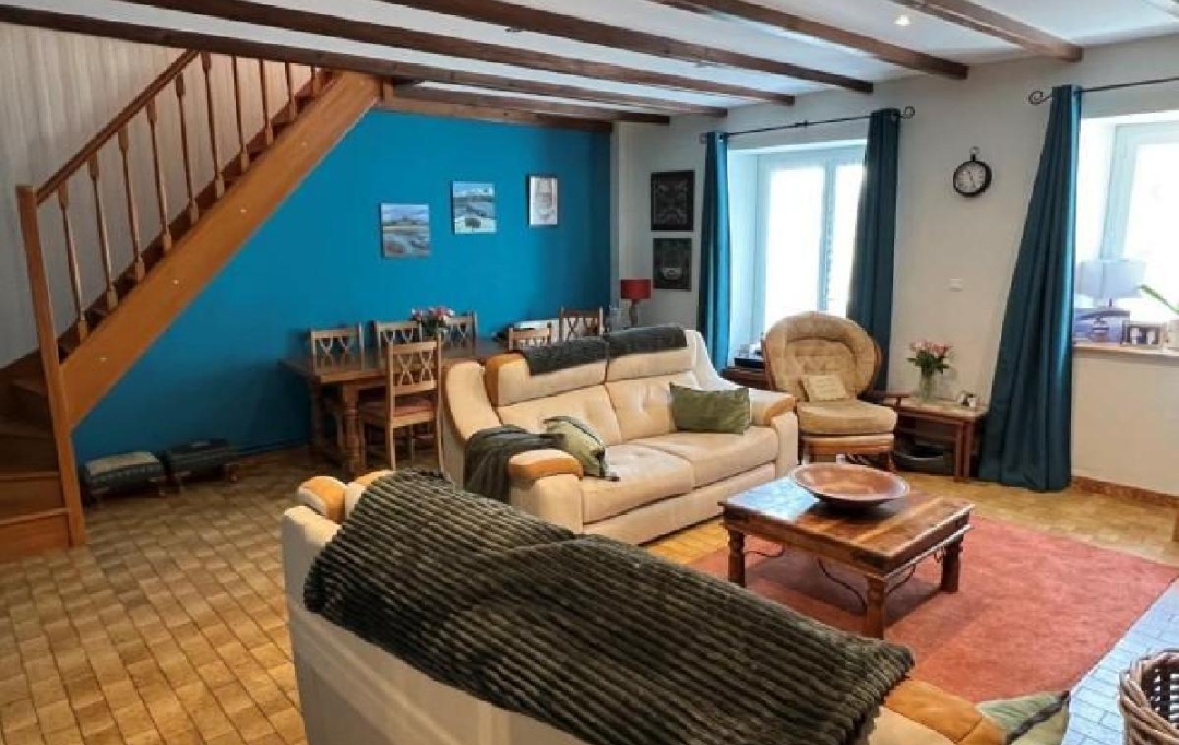 AGENCE TIC RUFFEC : Maison / Villa | RUFFEC (16700) | 155 m2 | 132 975 € 