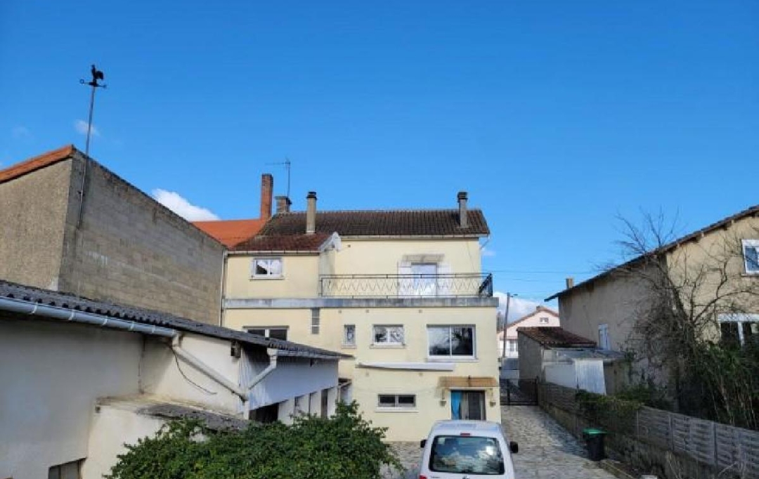 AGENCE TIC RUFFEC : Maison / Villa | AUNAC (16460) | 185 m2 | 250 000 € 