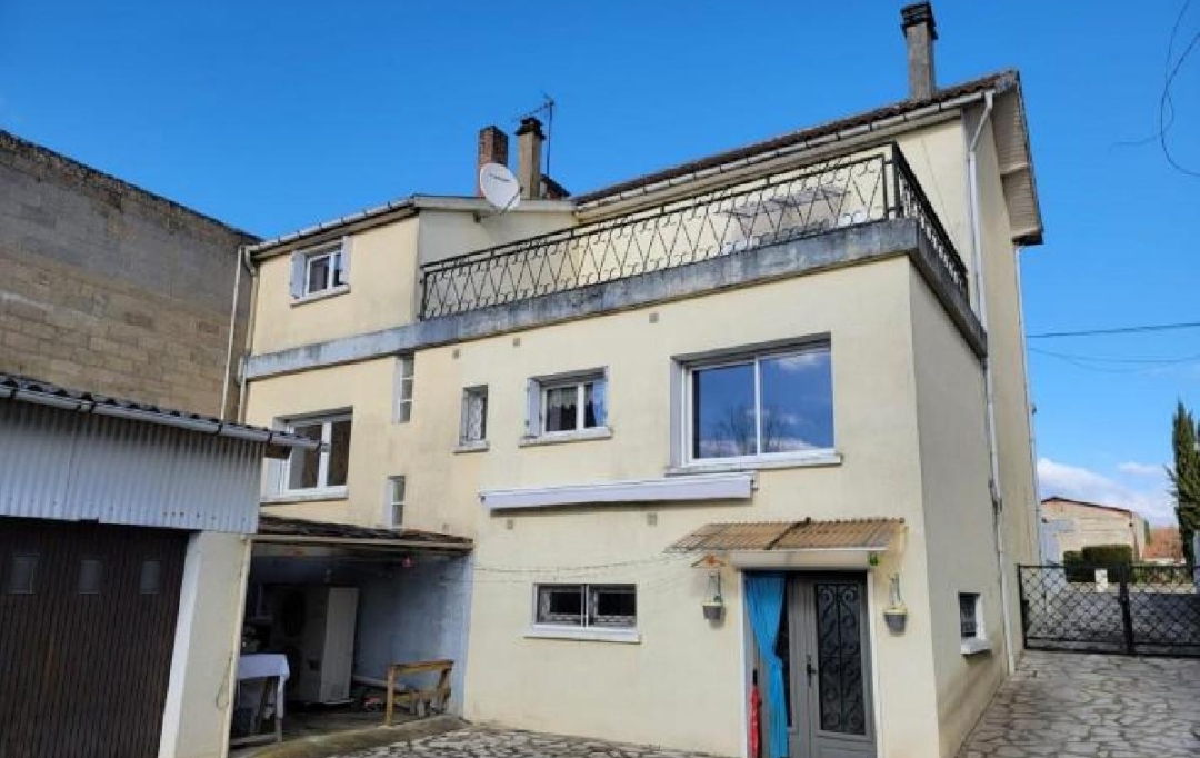 AGENCE TIC RUFFEC : Maison / Villa | AUNAC (16460) | 185 m2 | 250 000 € 