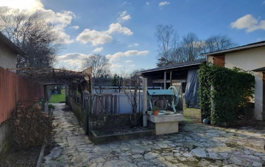 AGENCE TIC RUFFEC : Maison / Villa | AUNAC (16460) | 185 m2 | 250 000 € 