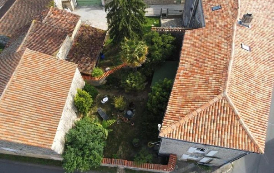 AGENCE TIC RUFFEC : Maison / Villa | VILLEFAGNAN (16240) | 214 m2 | 244 680 &euro; 