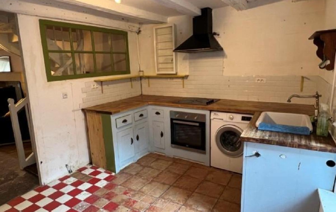 AGENCE TIC RUFFEC : Maison / Villa | VERTEUIL-SUR-CHARENTE (16510) | 135 m2 | 102 000 € 
