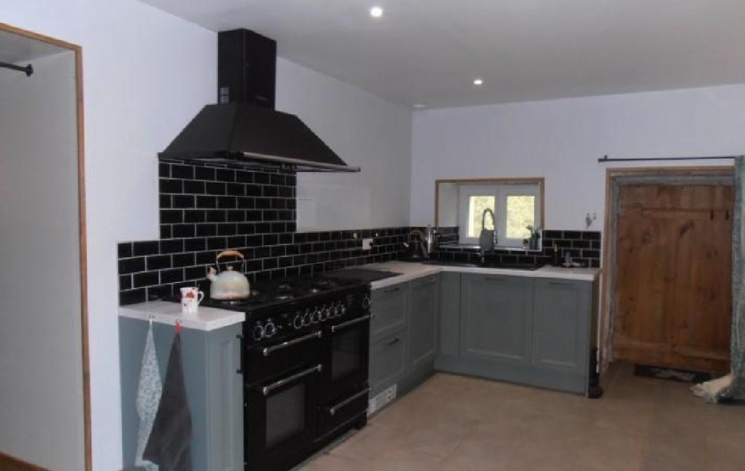 AGENCE TIC RUFFEC : Maison / Villa | CIVRAY (86400) | 202 m2 | 299 900 € 