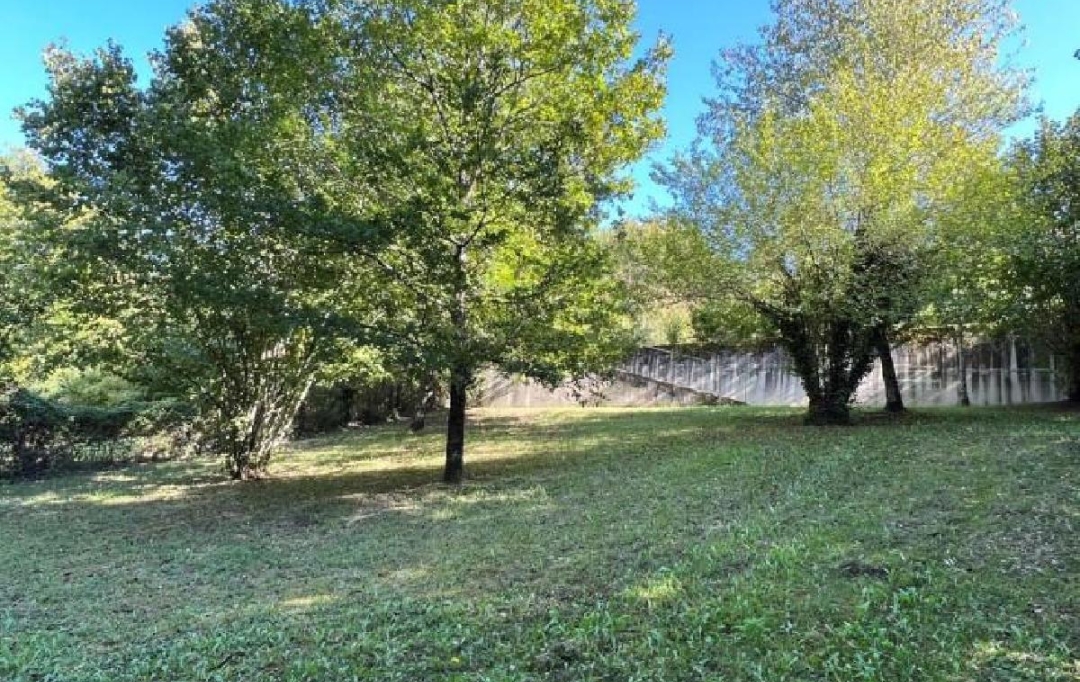 AGENCE TIC RUFFEC : Maison / Villa | CIVRAY (86400) | 177 m2 | 175 500 € 