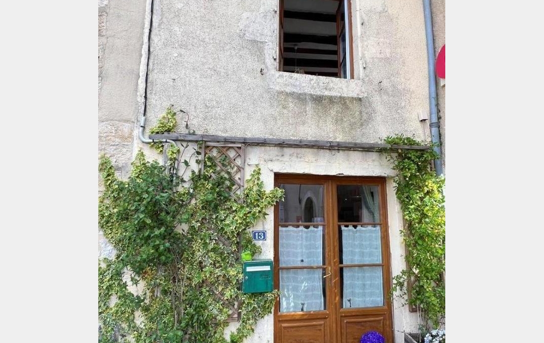 AGENCE TIC RUFFEC : Maison / Villa | CHARROUX (86250) | 99 m2 | 85 600 € 