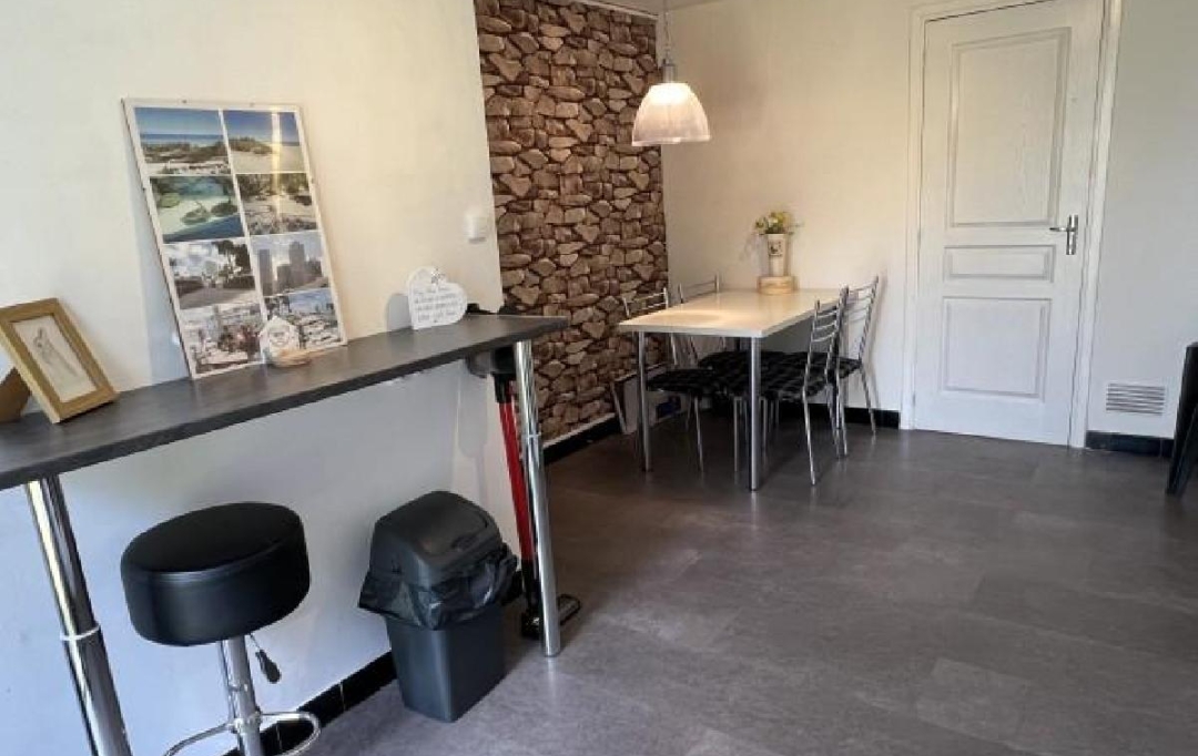 AGENCE TIC RUFFEC : Maison / Villa | CIVRAY (86400) | 84 m2 | 90 000 € 