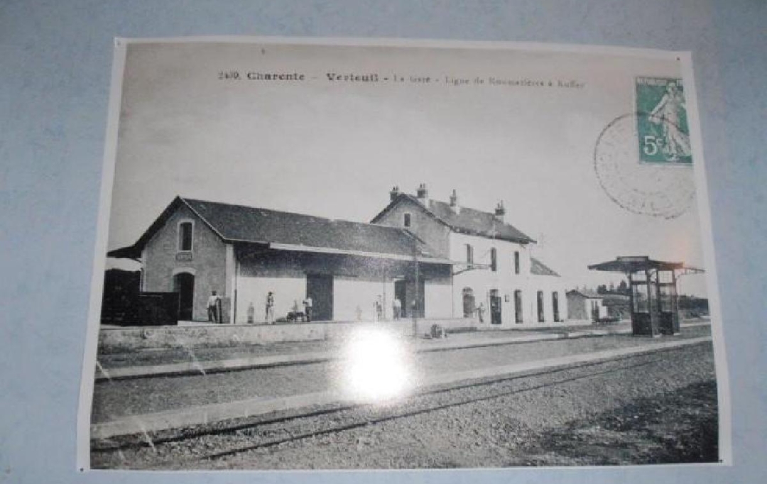 AGENCE TIC RUFFEC : Maison / Villa | VERTEUIL-SUR-CHARENTE (16510) | 220 m2 | 297 800 € 