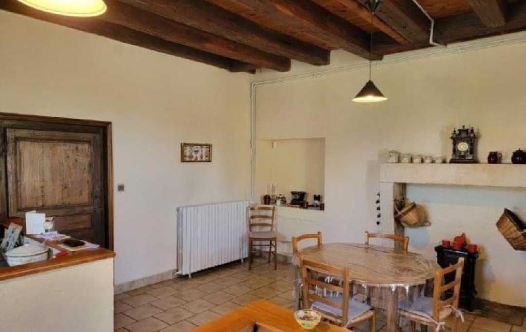 AGENCE TIC RUFFEC : Maison / Villa | RUFFEC (16700) | 177 m2 | 222 000 € 