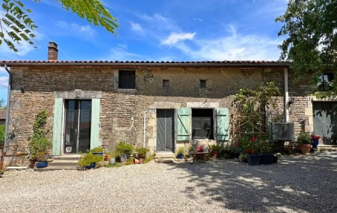 AGENCE TIC RUFFEC : Maison / Villa | VILLEFAGNAN (16240) | 122 m2 | 144 450 € 