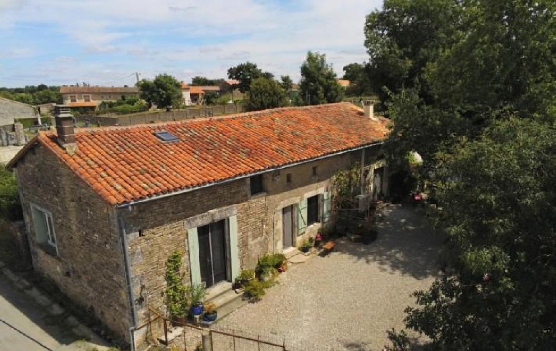 AGENCE TIC RUFFEC : Maison / Villa | VILLEFAGNAN (16240) | 122 m2 | 144 450 € 
